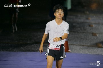 Photo HO CHI MINH CITY NIGHT RUN EXIMBANK 2026 - 8dea5592dece63d27a451786a3d01ef8.jpg