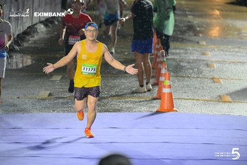 Photo HO CHI MINH CITY NIGHT RUN EXIMBANK 2026 - 8dfd23afc630017931074959847febca.jpg