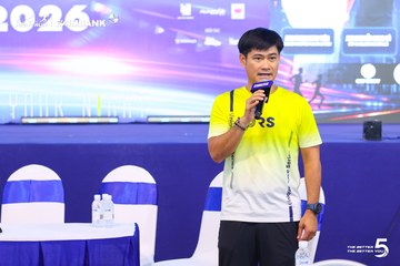 Photo HO CHI MINH CITY NIGHT RUN EXIMBANK 2026 - 8e836ff6527ffa95c1203c8a5b6a5a58.jpg