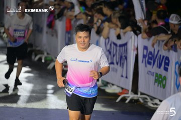 HO CHI MINH CITY NIGHT RUN EXIMBANK 2026 - Ảnh #4983456