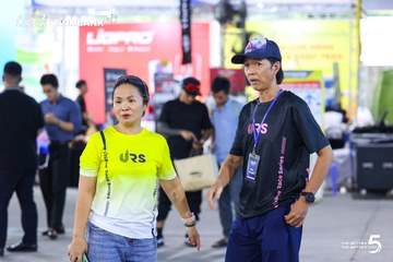 Photo HO CHI MINH CITY NIGHT RUN EXIMBANK 2026 - 8ea22ba1f7abcefe68ba456beeffbcf4.jpg