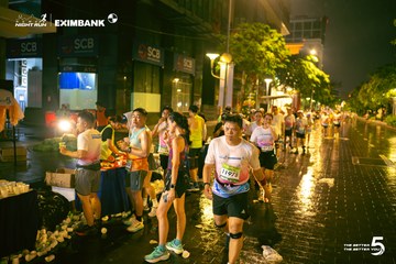 Photo HO CHI MINH CITY NIGHT RUN EXIMBANK 2026 - 8f12d5be3f95cfdc8f638c12ae7da328.jpg