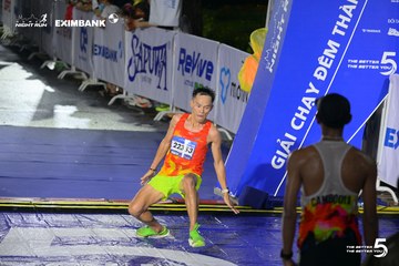 Photo HO CHI MINH CITY NIGHT RUN EXIMBANK 2026 - 8f4ac02bab6e24b8ca9ce6acad1316b0.jpg