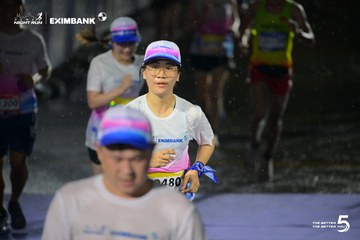 Photo HO CHI MINH CITY NIGHT RUN EXIMBANK 2026 - 8f5f5647e763abddce66c6a2aeafe241.jpg