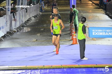 Photo HO CHI MINH CITY NIGHT RUN EXIMBANK 2026 - 8fd314ebf77435da8d785370b27ddd1b.jpg