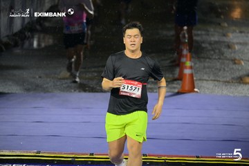 Photo HO CHI MINH CITY NIGHT RUN EXIMBANK 2026 - 90b48169cab6e9c4312a67a56f030e3a.jpg