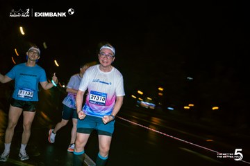 Photo HO CHI MINH CITY NIGHT RUN EXIMBANK 2026 - 910e75639b21222a797a929100b976b4.jpg