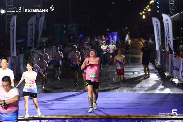 HO CHI MINH CITY NIGHT RUN EXIMBANK 2026 - Ảnh #4987605