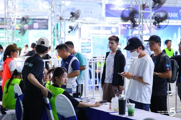 Photo HO CHI MINH CITY NIGHT RUN EXIMBANK 2026 - 92bcf29efabc81e4c3ac20c8784ec35c.jpg