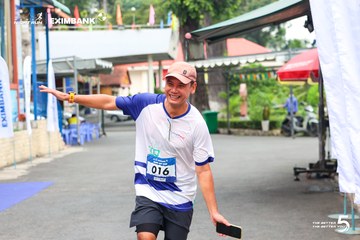 Photo HO CHI MINH CITY NIGHT RUN EXIMBANK 2026 - 92e0c9d24518f6ece9d84c69cae1bd43.jpg