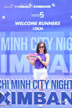 Photo HO CHI MINH CITY NIGHT RUN EXIMBANK 2026 - 935072521aec67e17e8a2f7ddcd82666.jpg