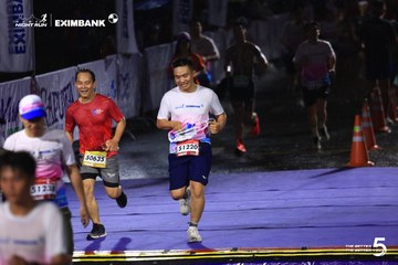 HO CHI MINH CITY NIGHT RUN EXIMBANK 2026 - Ảnh #4987513