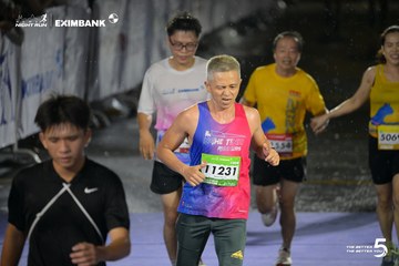 Photo HO CHI MINH CITY NIGHT RUN EXIMBANK 2026 - 95731e0d5572de0c46998ff50043d110.jpg