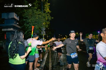Ảnh sự kiện HO CHI MINH CITY NIGHT RUN EXIMBANK 2026 - 9598916e16cb9b25dfbbcfc78210dc1f.jpg