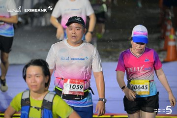 Photo HO CHI MINH CITY NIGHT RUN EXIMBANK 2026 - 9611ddd8989e711df89a6417d5f18633.jpg