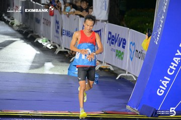 Photo HO CHI MINH CITY NIGHT RUN EXIMBANK 2026 - 962bd9980ca08e038f00d5d37164b77b.jpg