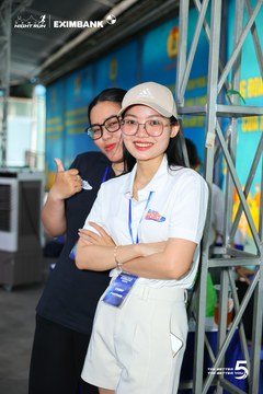 Photo HO CHI MINH CITY NIGHT RUN EXIMBANK 2026 - 9688d11e72318d3cd0a4614bf50a5124.jpg