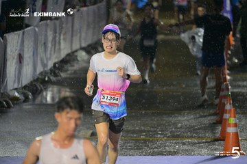 Photo HO CHI MINH CITY NIGHT RUN EXIMBANK 2026 - 968bd4bd81c9191860633e2dbce63541.jpg