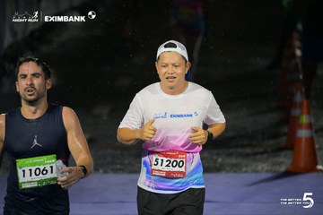 Photo HO CHI MINH CITY NIGHT RUN EXIMBANK 2026 - 9723ce92269af8a2087e7e3f9fa45d6f.jpg