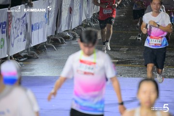 Photo HO CHI MINH CITY NIGHT RUN EXIMBANK 2026 - 9787e4bb7d0b69801e23d7c1f618823c.jpg