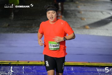 Photo HO CHI MINH CITY NIGHT RUN EXIMBANK 2026 - 98702324d7fe80da2d655facafe657be.jpg