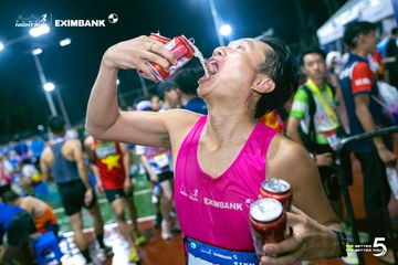 Ảnh sự kiện HO CHI MINH CITY NIGHT RUN EXIMBANK 2026 - 9896d30b4bfa94bb74782741e384a490.jpg