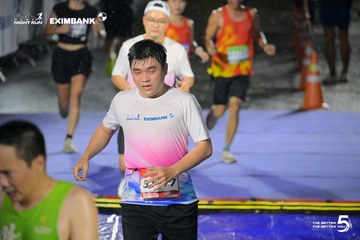 Photo HO CHI MINH CITY NIGHT RUN EXIMBANK 2026 - 98afcf147a1463d372c374d93f402766.jpg