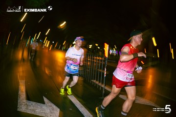 Photo HO CHI MINH CITY NIGHT RUN EXIMBANK 2026 - 9a22860cffe00eabc30f8e0c546551bc.jpg