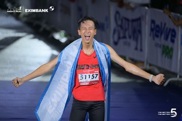 Photo HO CHI MINH CITY NIGHT RUN EXIMBANK 2026 - 9a5451a842014b84718d21fb4c451c23.jpg