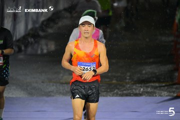 Photo HO CHI MINH CITY NIGHT RUN EXIMBANK 2026 - 9ac4c62dfdf51b02b3c5cac370ab2a6a.jpg