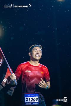 Ảnh sự kiện HO CHI MINH CITY NIGHT RUN EXIMBANK 2026 - 9ae709747fd7f1aff11de042f0937ff3.jpg