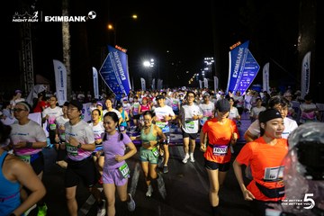 Ảnh sự kiện HO CHI MINH CITY NIGHT RUN EXIMBANK 2026 - 9b0579cd5b00af6eca158f7b23a60164.jpg