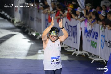 HO CHI MINH CITY NIGHT RUN EXIMBANK 2026 - Ảnh #4983998
