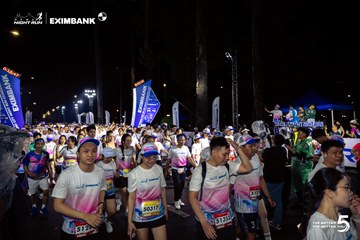 Ảnh sự kiện HO CHI MINH CITY NIGHT RUN EXIMBANK 2026 - 9baf13b20c3a993d90026a8adb52c4b8.jpg