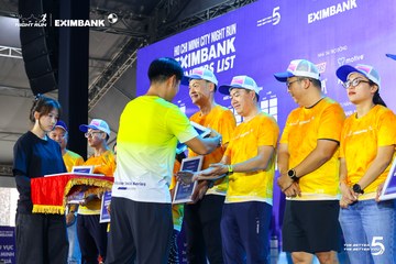 Photo HO CHI MINH CITY NIGHT RUN EXIMBANK 2026 - 9bdd2d9176e08fe92dbe442593d68f45.jpg