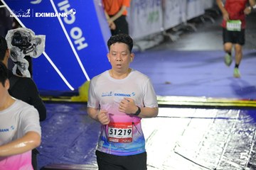 Photo HO CHI MINH CITY NIGHT RUN EXIMBANK 2026 - 9c92297f551a54c7b585e33c1cf4592a.jpg