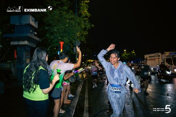 Ảnh sự kiện HO CHI MINH CITY NIGHT RUN EXIMBANK 2026 - 9c96587fbb36e4ad1af070e32228f32d.jpg