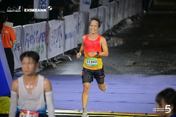 Photo HO CHI MINH CITY NIGHT RUN EXIMBANK 2026 - 9cdb0cdbadc13311da7961e086040b1f.jpg