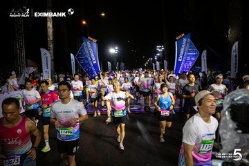 Ảnh sự kiện HO CHI MINH CITY NIGHT RUN EXIMBANK 2026 - 9e1cb0b6ffbc2e8f628f553a434a594c.jpg