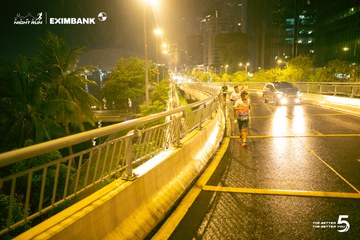 Photo HO CHI MINH CITY NIGHT RUN EXIMBANK 2026 - 9e218251bc8359f719d2134845b85764.jpg