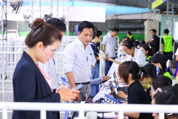 Photo HO CHI MINH CITY NIGHT RUN EXIMBANK 2026 - 9eb929216758c2e2c1261ad0522e2e32.jpg