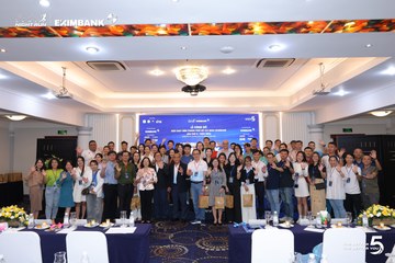 Photo HO CHI MINH CITY NIGHT RUN EXIMBANK 2026 - 9effafb85f2cb7fb13cfa63d6df28212.jpg