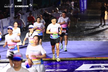 HO CHI MINH CITY NIGHT RUN EXIMBANK 2026 - Ảnh #4987818