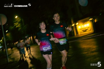 Photo HO CHI MINH CITY NIGHT RUN EXIMBANK 2026 - 9f1c941b25b311a07993c23dec9fc7d1.jpg