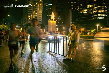 Photo HO CHI MINH CITY NIGHT RUN EXIMBANK 2026 - 9fb75cd474ab01f823567ce9628a4505.jpg