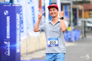 Photo HO CHI MINH CITY NIGHT RUN EXIMBANK 2026 - a02fac6fa7a32729b64204c0e4fbc226.jpg