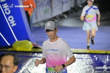 Photo HO CHI MINH CITY NIGHT RUN EXIMBANK 2026 - a07e47b1b1c2484af188347434e0812f.jpg