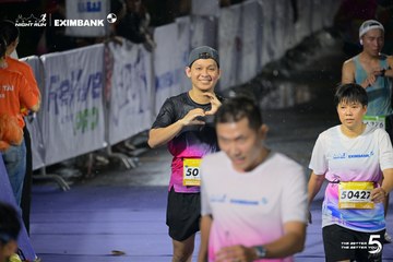 Photo HO CHI MINH CITY NIGHT RUN EXIMBANK 2026 - a13b1ddbd57bf318ff746f9b3c16ce8d.jpg