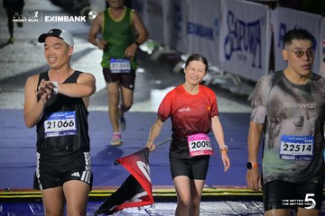 HO CHI MINH CITY NIGHT RUN EXIMBANK 2026 - Ảnh #4982584