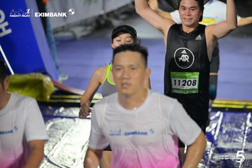 Photo HO CHI MINH CITY NIGHT RUN EXIMBANK 2026 - a33805c45a20410c50792d96d13c52b9.jpg